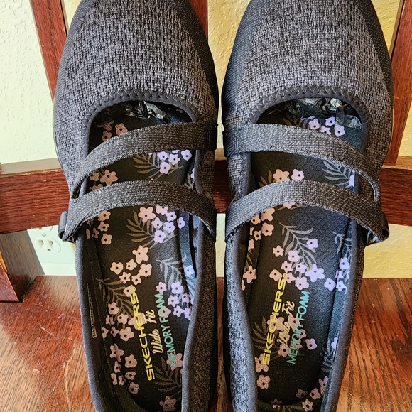 Skechers Women's Black Mary Jane Shoes - Picture 2 of 5